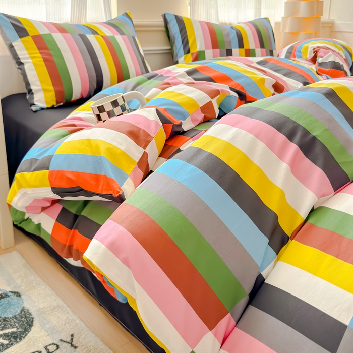 91家纺网 家纺一手货源 找家纺 感遇家纺 2026新款全棉数码印花简约系列四件套 彩素