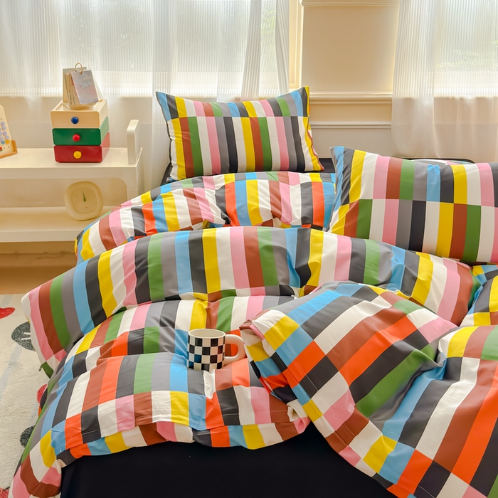 91家纺网 家纺一手货源 找家纺 感遇家纺 2026新款全棉数码印花简约系列四件套 彩素