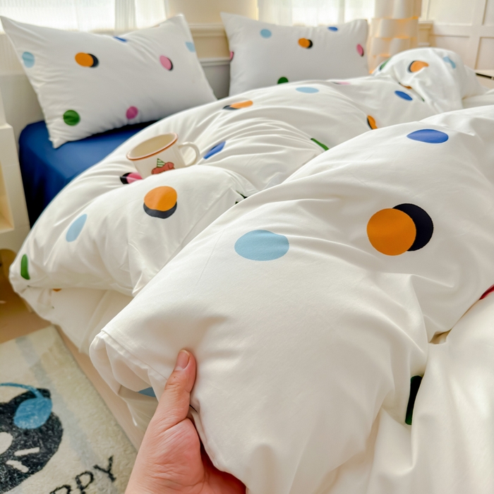 91家纺网 家纺一手货源 找家纺 感遇家纺 2026新款全棉数码印花简约系列四件套 原野