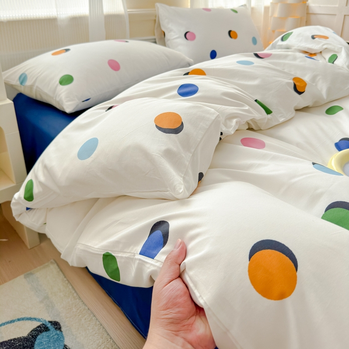 91家纺网 家纺一手货源 找家纺 感遇家纺 2026新款全棉数码印花简约系列四件套 原野