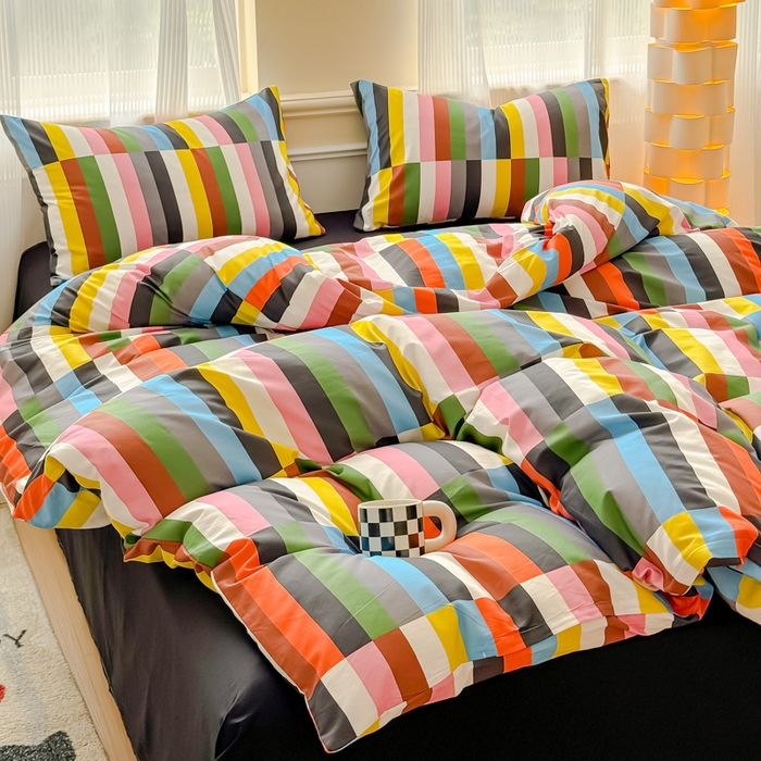 91家纺网 家纺一手货源 找家纺 感遇家纺 2026新款全棉数码印花简约系列四件套 彩素