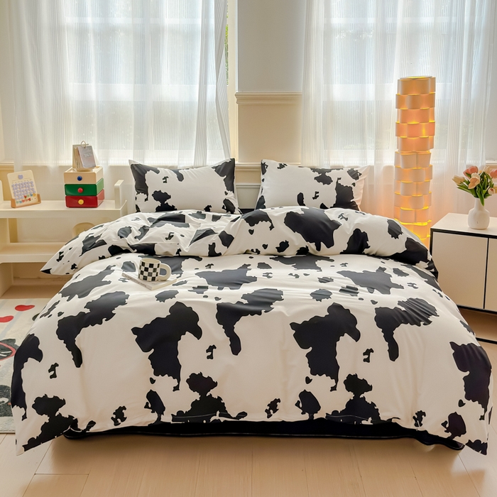 91家纺网 家纺一手货源 找家纺 感遇家纺 2026新款全棉数码印花简约系列四件套 奶牛