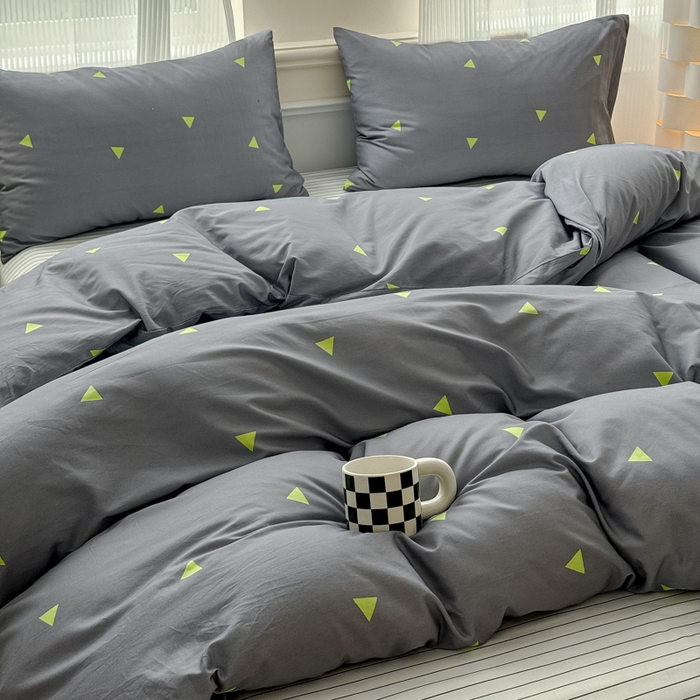 91家纺网 家纺一手货源 找家纺 感遇家纺 2026新款全棉数码印花简约系列四件套 思绪