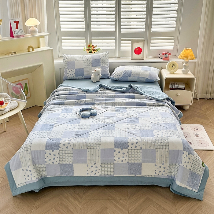 91家纺网 家纺一手货源 找家纺 美梦里 2026新款A类双层纱里外纯棉棉花夏被被子被芯 芳华