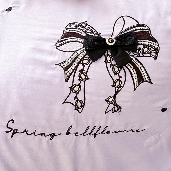 91家纺网 家纺一手货源 找家纺 优贝家纺 2026春夏新款多功能夏被床盖四件套刺绣 赫本-紫