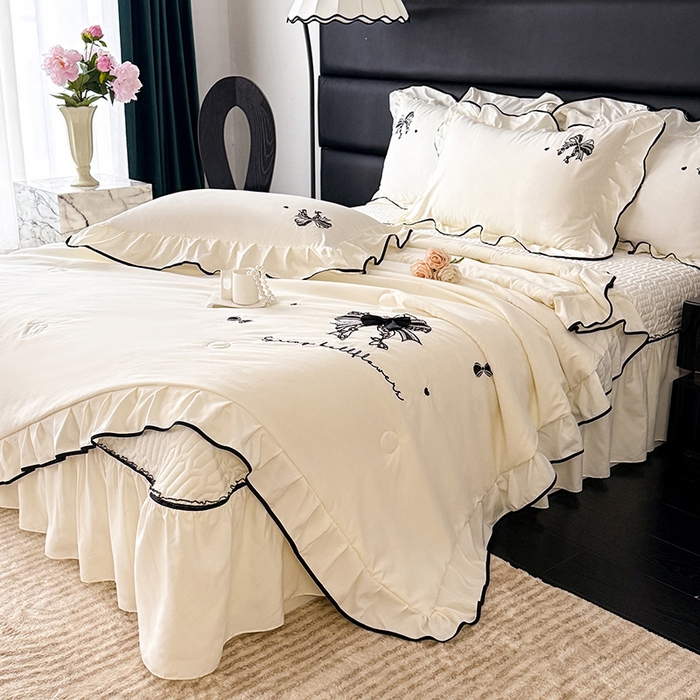 91家纺网 家纺一手货源 找家纺 优贝家纺 2026春夏新款多功能夏被床盖四件套刺绣 赫本-白