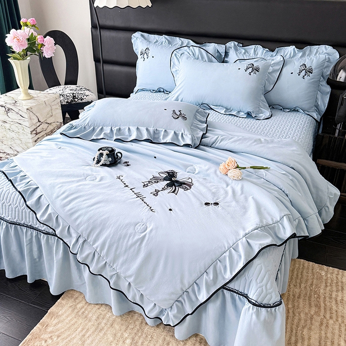 91家纺网 家纺一手货源 找家纺 绒棉世家 2026春夏新款多功能夏被床盖四件套刺绣 赫本-兰