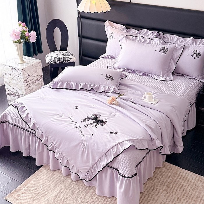 91家纺网 家纺一手货源 找家纺 绒棉世家 2026春夏新款多功能夏被床盖四件套刺绣 赫本-紫