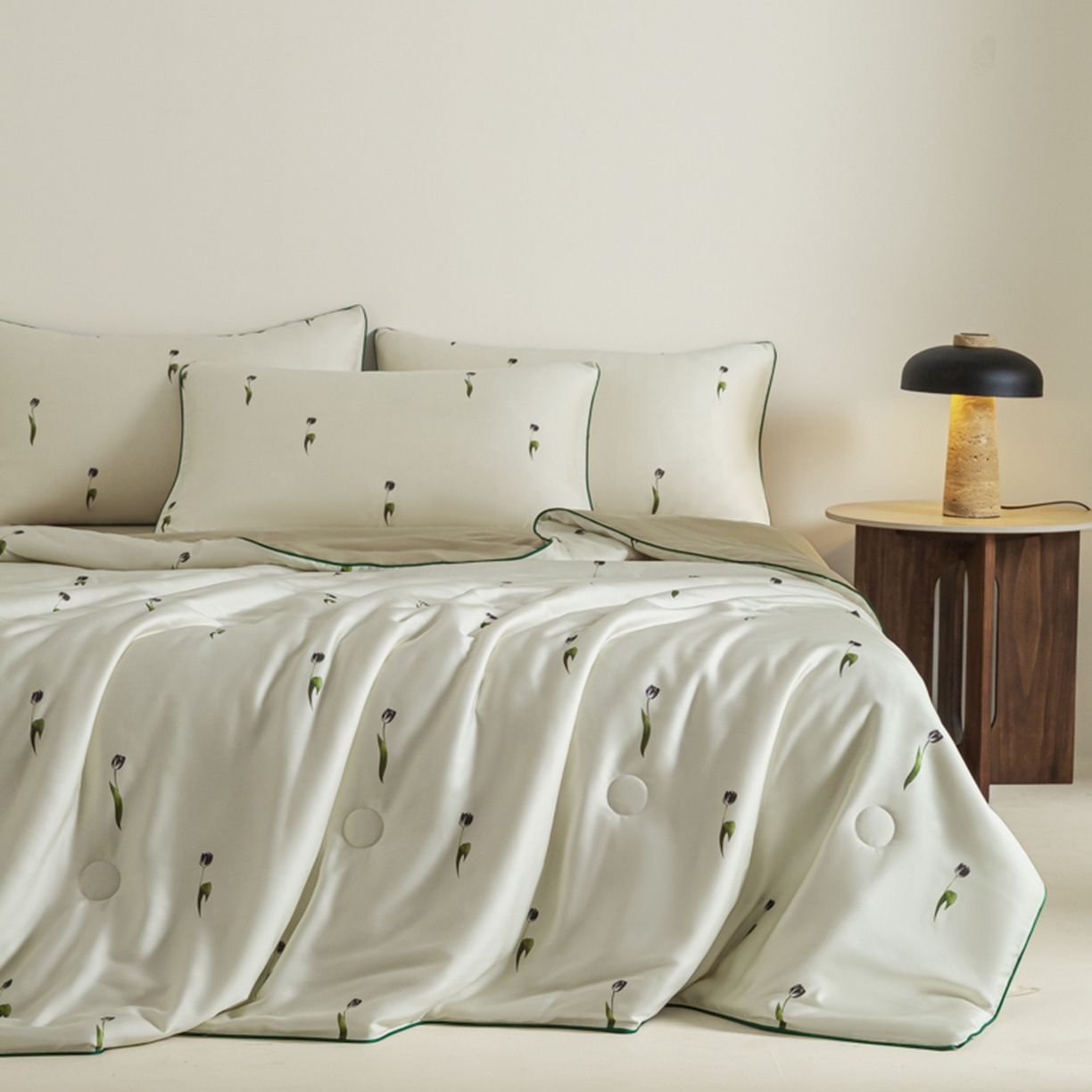 悦织湾家纺 2026新款天丝夏被四件套滚边款冰丝空调被夏凉被夏凉冰爽床上用品三4件套 奶杏郁金香