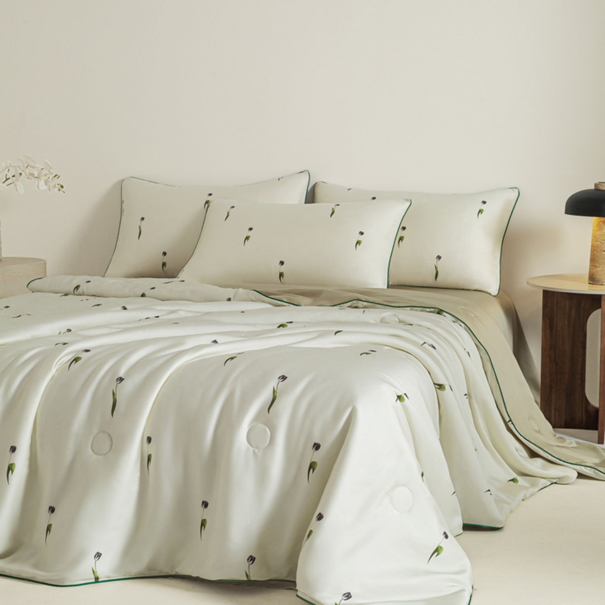 91家纺网 家纺一手货源 找家纺 悦织湾家纺 2026新款天丝夏被四件套滚边款冰丝空调被夏凉被夏凉冰爽床上用品三4件套 奶杏郁金香