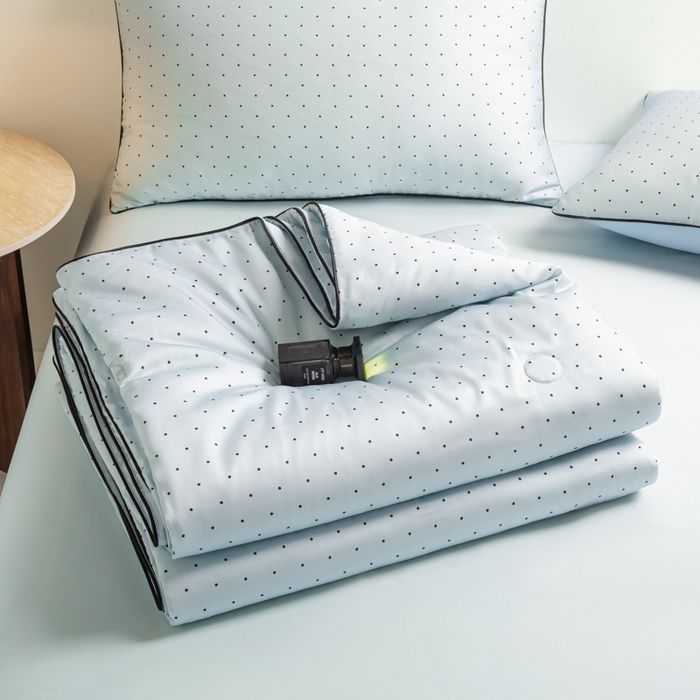 91家纺网 家纺一手货源 找家纺 悦织湾家纺 2026新款天丝夏被四件套滚边款冰丝空调被夏凉被夏凉冰爽床上用品三4件套 青雾波点