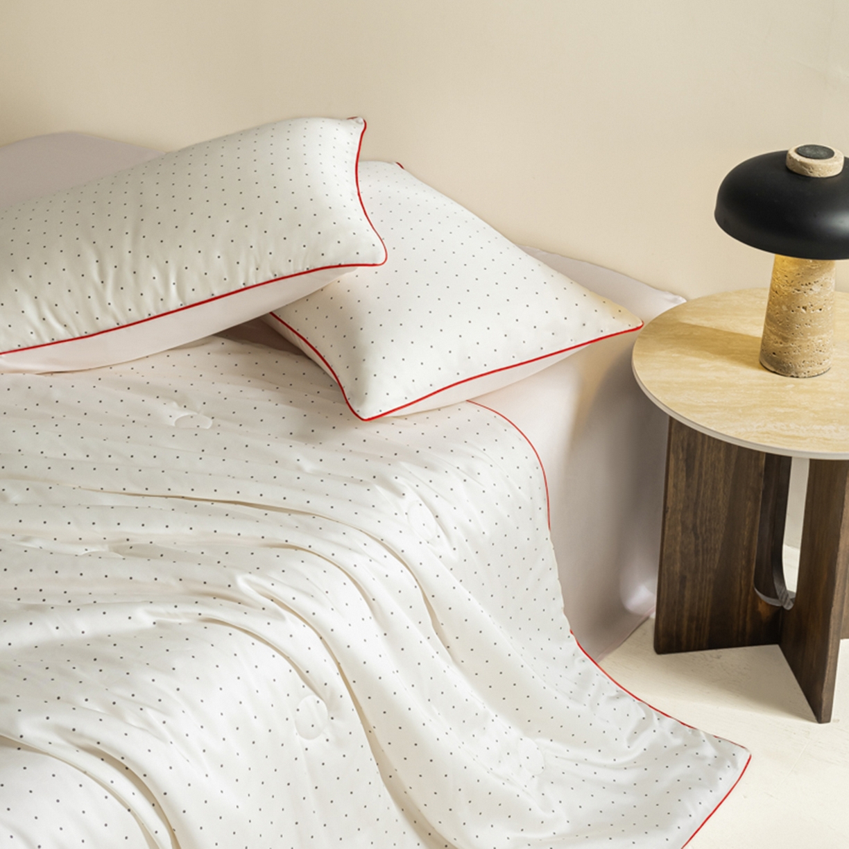 91家纺网 家纺一手货源 找家纺 悦织湾家纺 2026新款天丝夏被四件套滚边款冰丝空调被夏凉被夏凉冰爽床上用品三4件套 夜影郁香