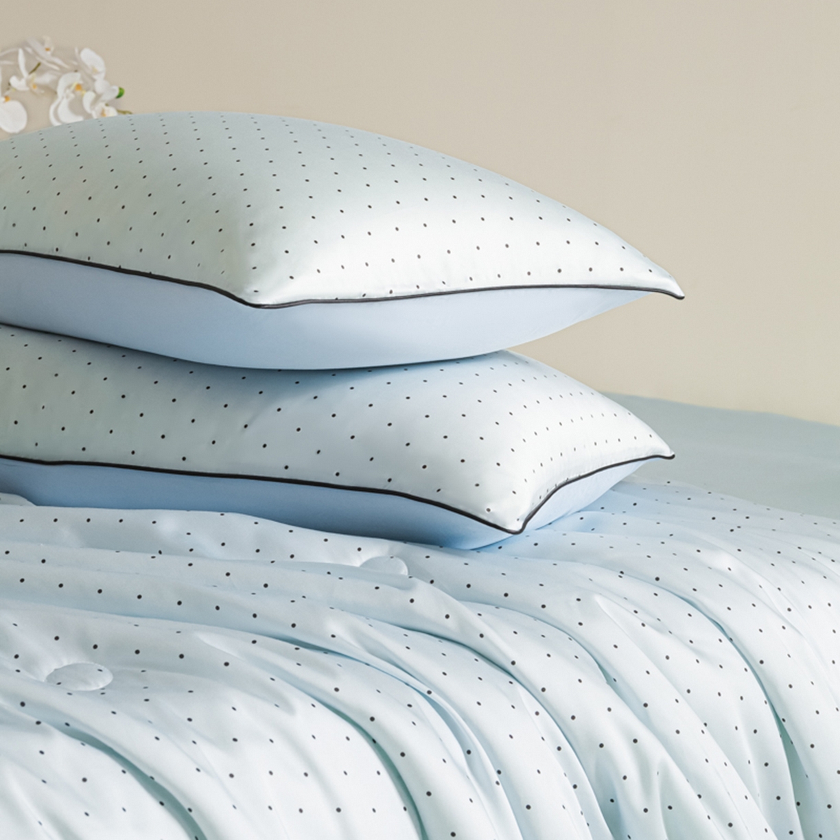 91家纺网 家纺一手货源 找家纺 悦织湾家纺 2026新款天丝夏被四件套滚边款冰丝空调被夏凉被夏凉冰爽床上用品三4件套 青雾波点