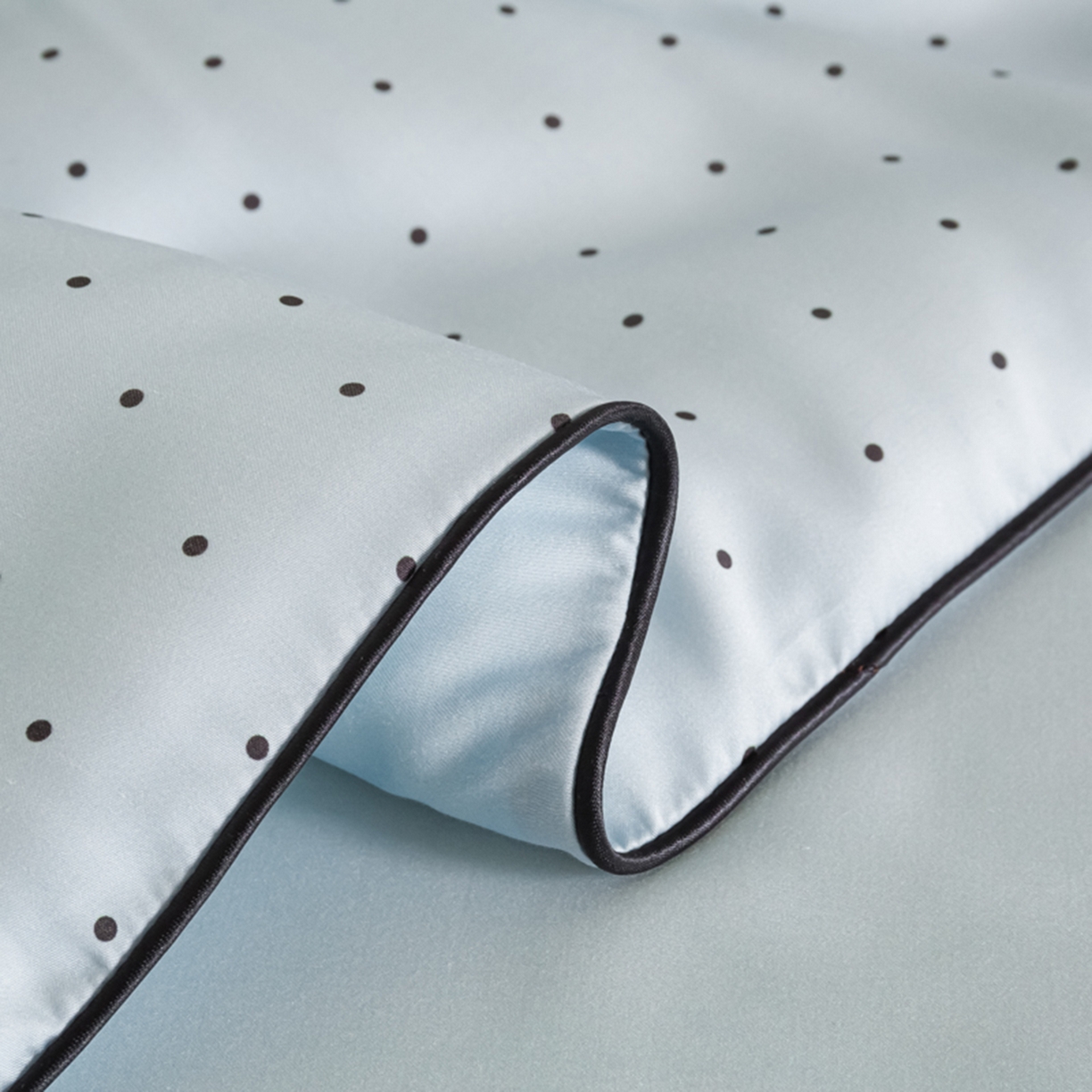 91家纺网 家纺一手货源 找家纺 悦织湾家纺 2026新款天丝夏被四件套滚边款冰丝空调被夏凉被夏凉冰爽床上用品三4件套 青雾波点