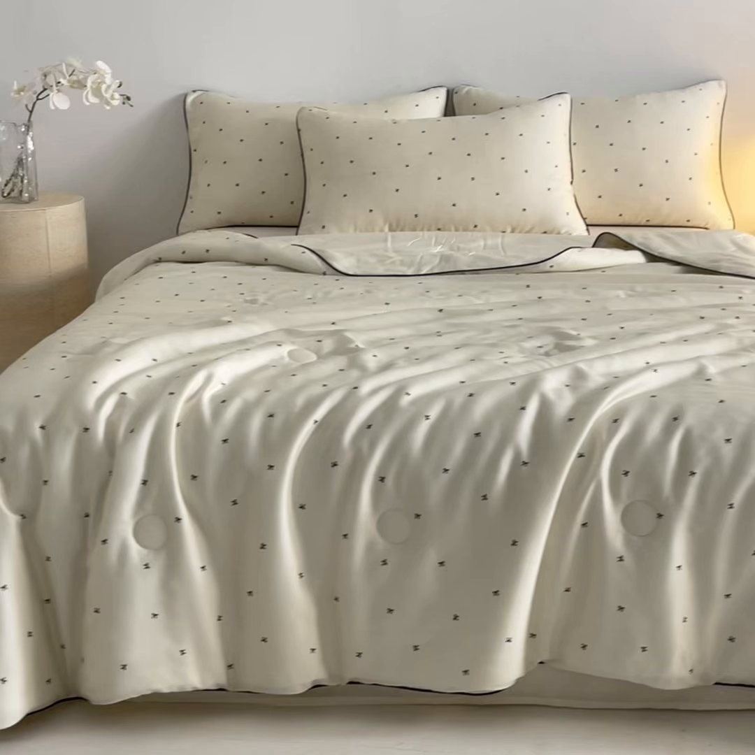 91家纺网 家纺一手货源 找家纺 （总）悦织湾家纺 2026新款天丝夏被四件套滚边款冰丝空调被夏凉被夏凉冰爽床上用品三4件套