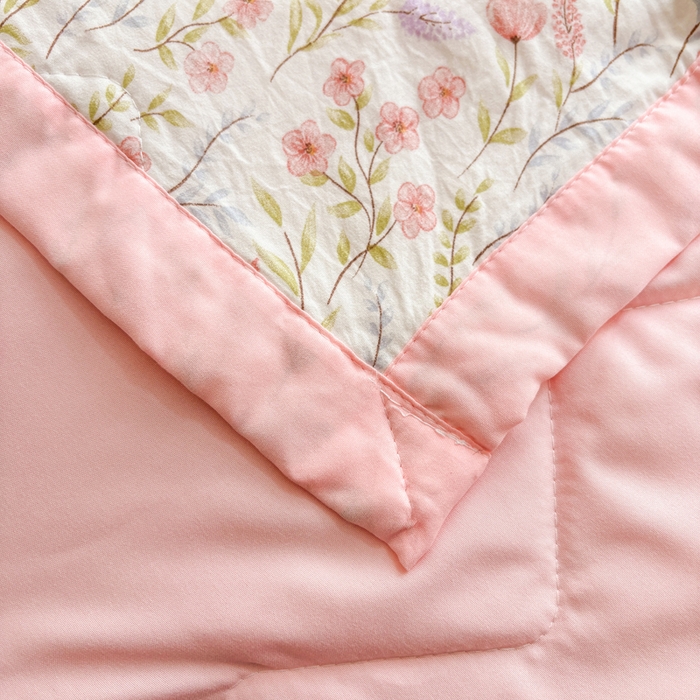 91家纺网 家纺一手货源 找家纺 延遥 2026新款水洗棉夏被夏凉被空调被薄被子直播爆款 春日花簇