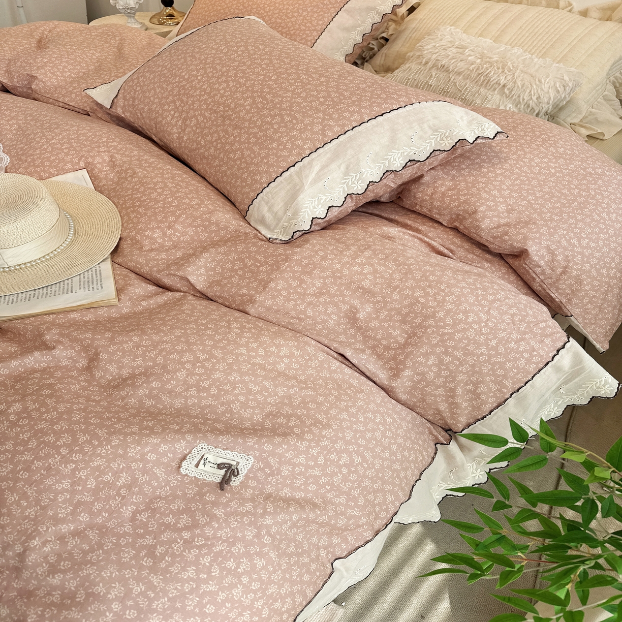 91家纺网 家纺一手货源 找家纺 菊上家纺 2026新款全棉复古小碎花花边款系列 初禾