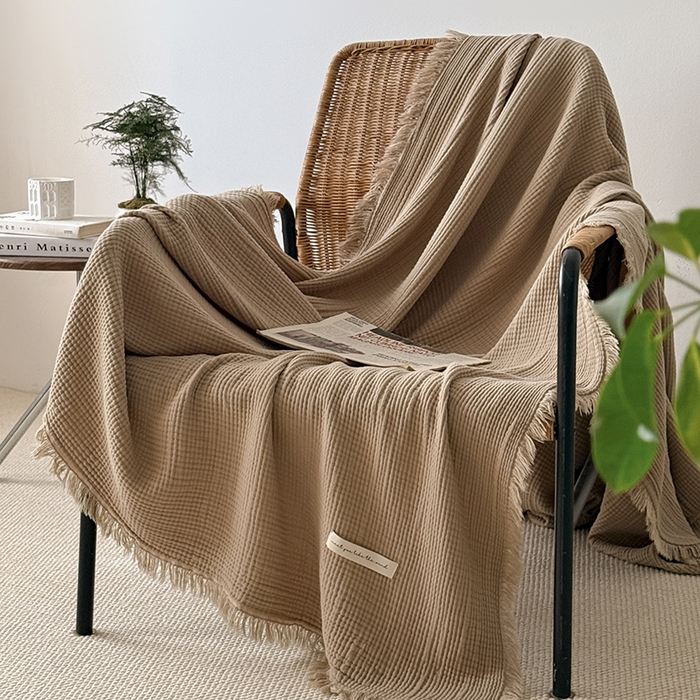 91家纺网 家纺一手货源 找家纺 Mr.pig猪先生水洗棉 2026新款全棉四层纱毯子（展示价格为控价，实际价格请联系客服） 咖喱