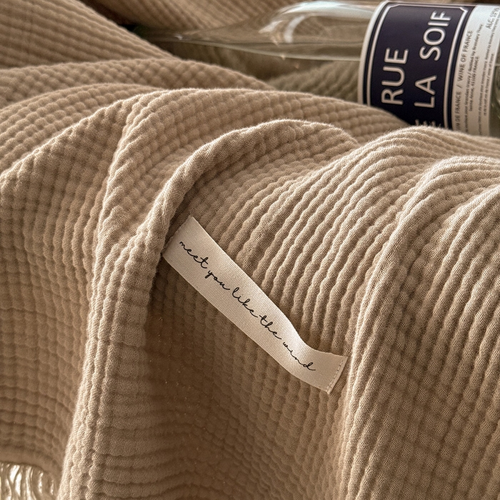 91家纺网 家纺一手货源 找家纺 Mr.pig猪先生水洗棉 2026新款全棉四层纱毯子（展示价格为控价，实际价格请联系客服） 咖喱