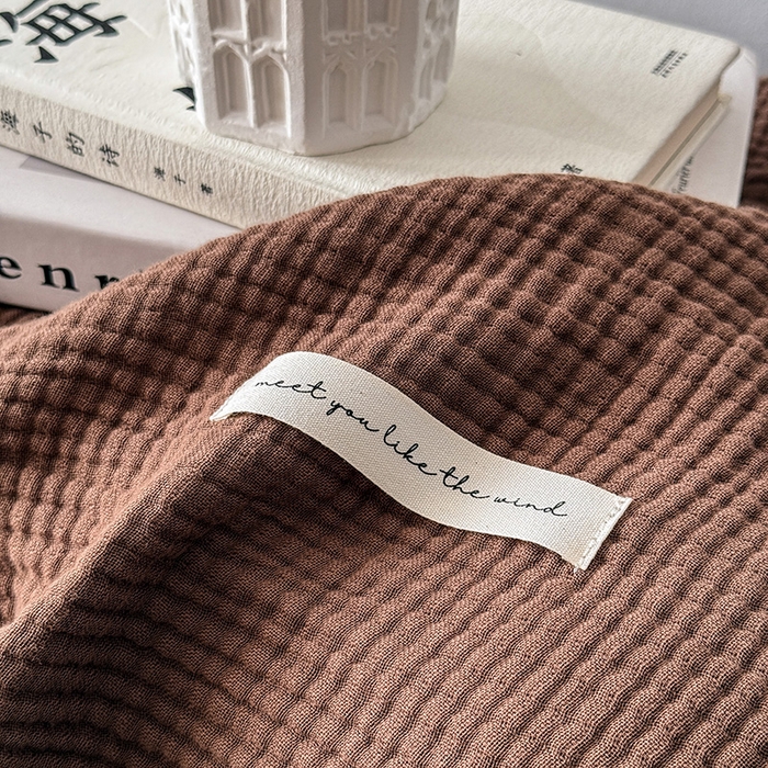 91家纺网 家纺一手货源 找家纺 Mr.pig猪先生水洗棉 2026新款全棉四层纱毯子（展示价格为控价，实际价格请联系客服） 山核桃