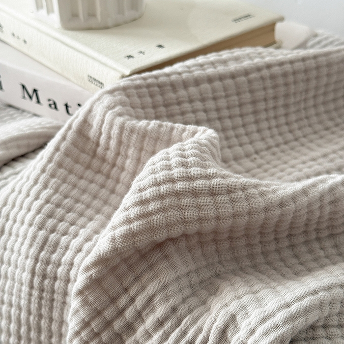 91家纺网 家纺一手货源 找家纺 Mr.pig猪先生水洗棉 2026新款全棉四层纱毯子（展示价格为控价，实际价格请联系客服） 银灰色