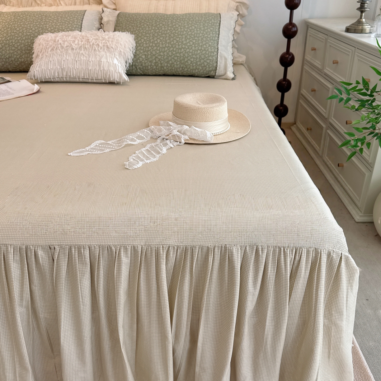 91家纺网 家纺一手货源 找家纺 菊上家纺 2026新款全棉复古小碎花花边款系列 春绿