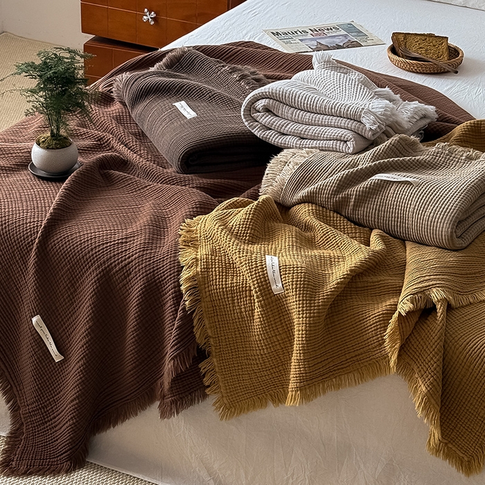 91家纺网 家纺一手货源 找家纺 Mr.pig猪先生水洗棉 2026新款全棉四层纱毯子（展示价格为控价，实际价格请联系客服） 叠拍