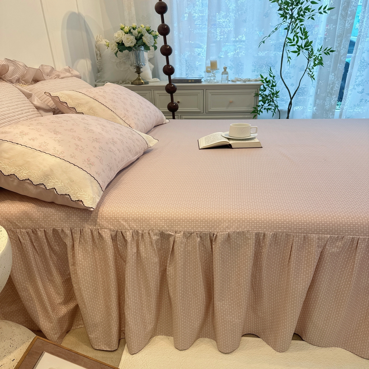 91家纺网 家纺一手货源 找家纺 菊上家纺 2026新款全棉复古小碎花花边款系列 粉蔻