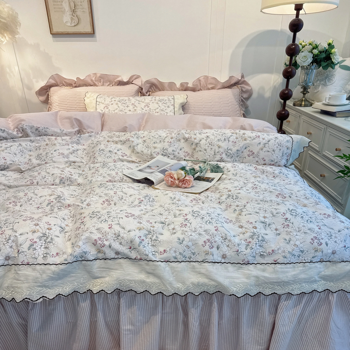 91家纺网 家纺一手货源 找家纺 菊上家纺 2026新款全棉复古小碎花花边款系列 苡茉