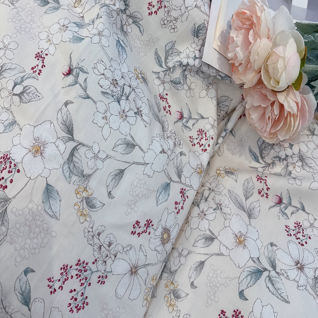 91家纺网 家纺一手货源 找家纺 菊上家纺 2026新款全棉复古小碎花花边款系列 苡茉