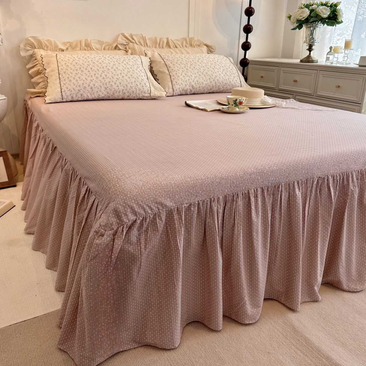 91家纺网 家纺一手货源 找家纺 菊上家纺 2026新款全棉复古小碎花花边款系列 芸素