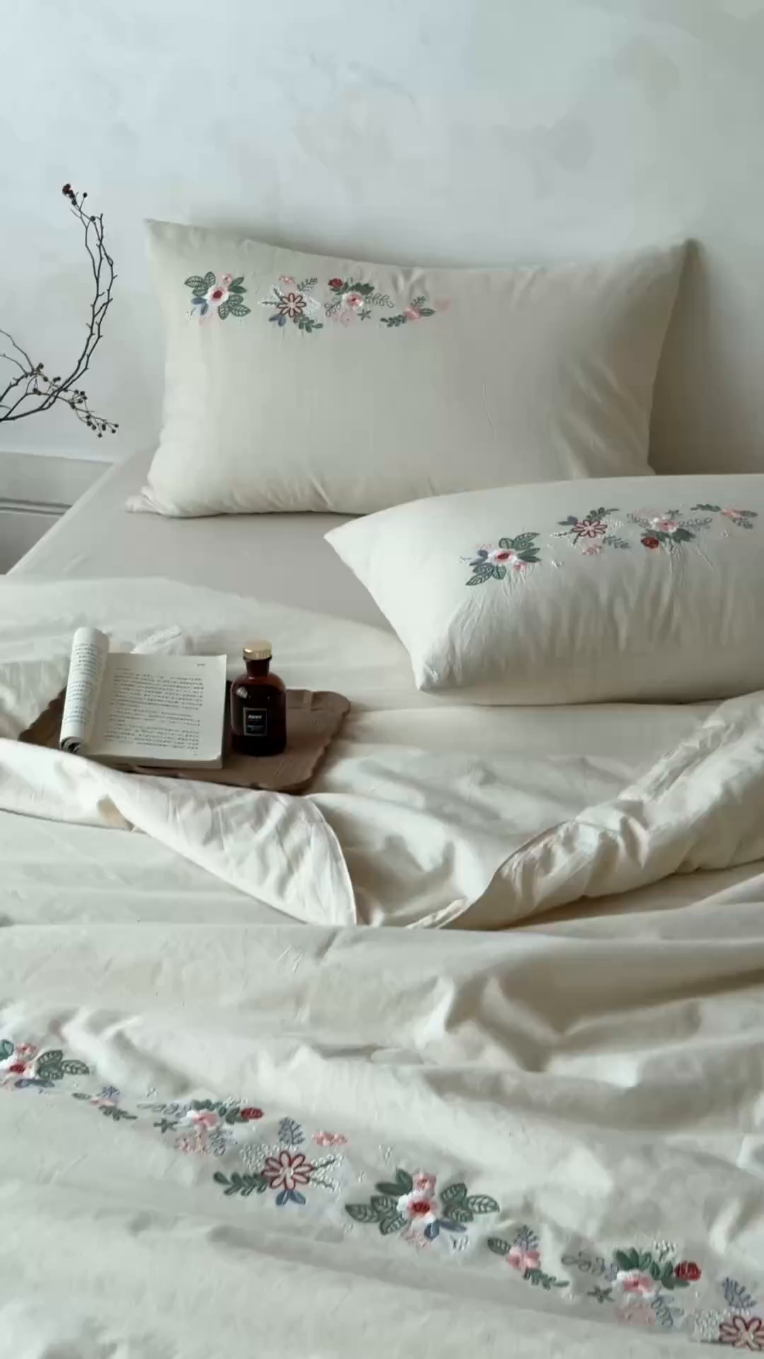 91家纺网 家纺一手货源 找家纺 （总）Mr.pig猪先生水洗棉 2026新款棉麻绣花花边夏被-简兮（展示价格为控价，实际价格请联系客服）