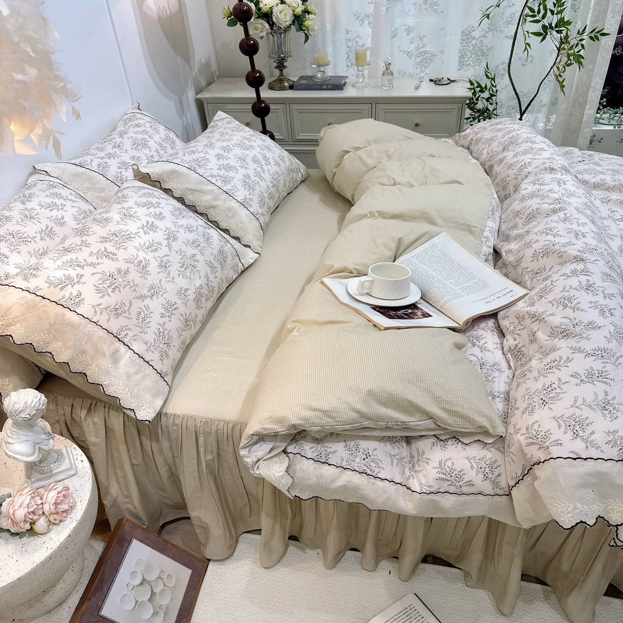 91家纺网 家纺一手货源 找家纺 菊上家纺 2026新款全棉复古小碎花花边款系列 枝几