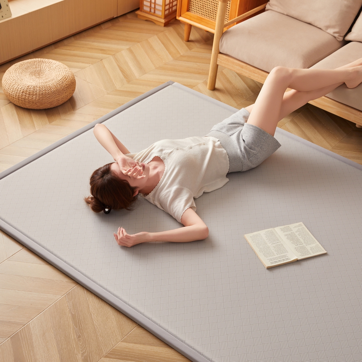 91家纺网 家纺一手货源 找家纺 （总）畅畅家纺 2026新款纯色凉感冰丝地垫多规格时尚凉席可爱熊地垫床垫（厚度1.5cm）