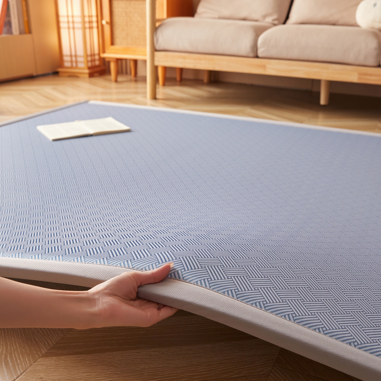 91家纺网 家纺一手货源 找家纺 畅畅家纺 2026新款纯色凉感冰丝地垫多规格时尚凉席可爱熊地垫床垫（厚度1.5cm） 可爱熊蓝色