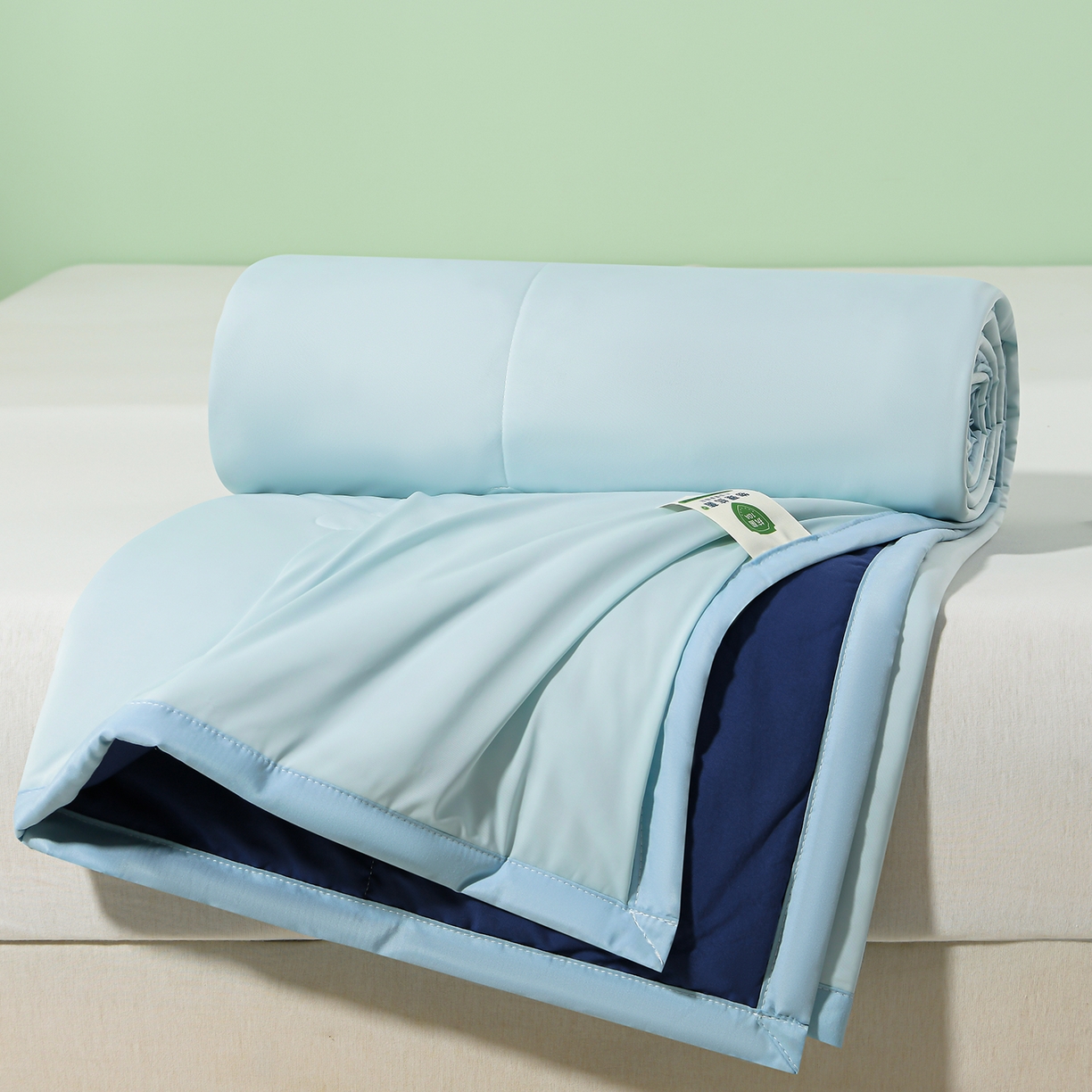 91家纺网 家纺一手货源 找家纺 羽涵家纺 2026新款双感凉感丝夏被夏凉被空调被 冰川蓝