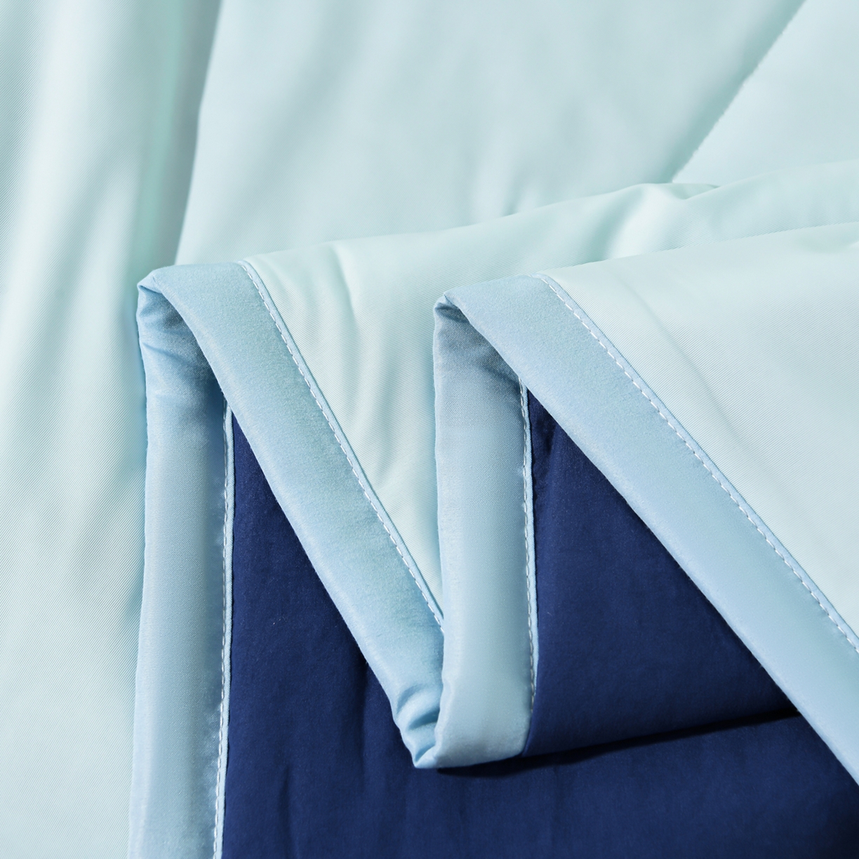 91家纺网 家纺一手货源 找家纺 羽涵家纺 2026新款双感凉感丝夏被夏凉被空调被 冰川蓝