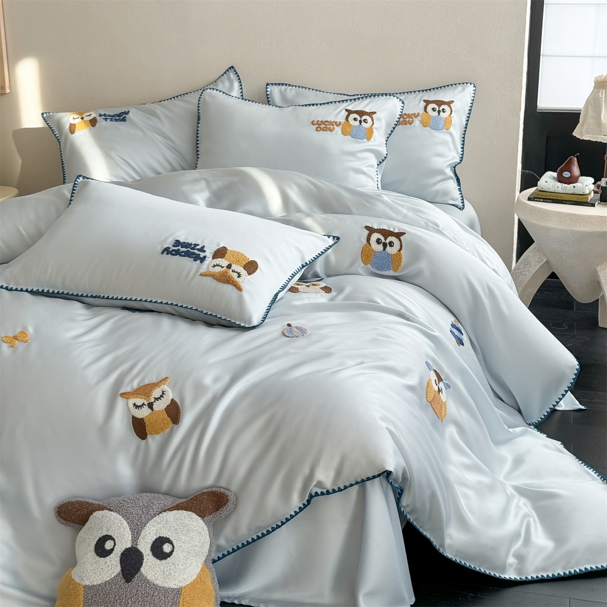 91家纺网 家纺一手货源 找家纺 （总）FORTWO家纺原创设计（FOR TWO家纺） 2026新款60天丝毛巾绣贝壳针四件套猫头鹰（券前）基础价不低于小号288元，中号358元，大号398元 床笠加10元