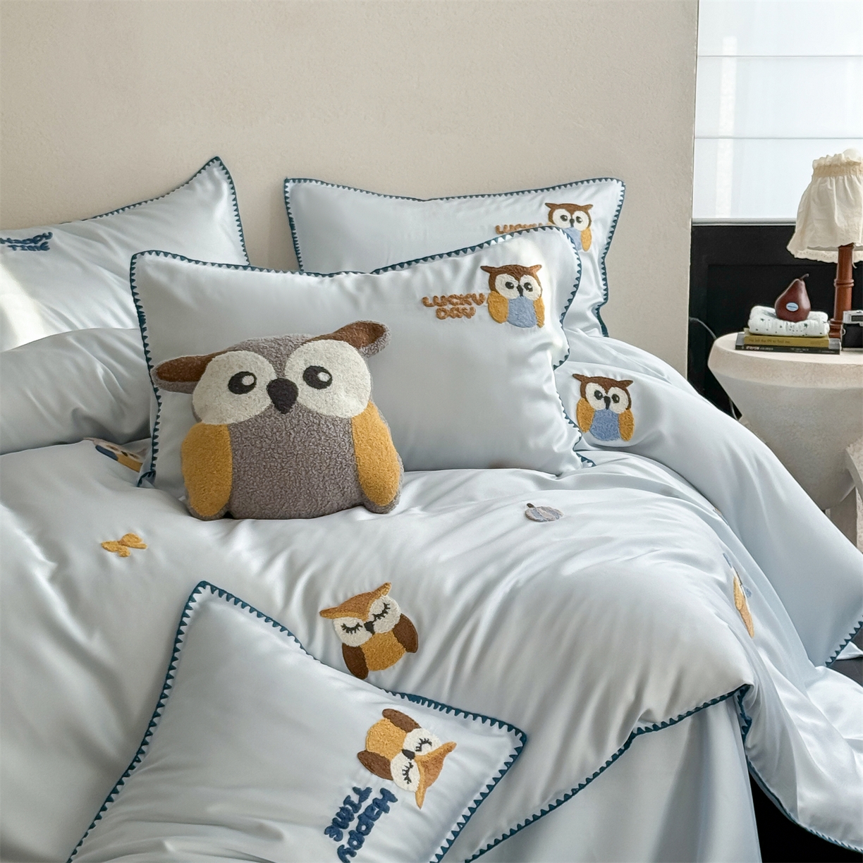 91家纺网 家纺一手货源 找家纺 （总）FORTWO家纺原创设计（FOR TWO家纺） 2026新款60天丝毛巾绣贝壳针四件套猫头鹰（券前）基础价不低于小号288元，中号358元，大号398元 床笠加10元