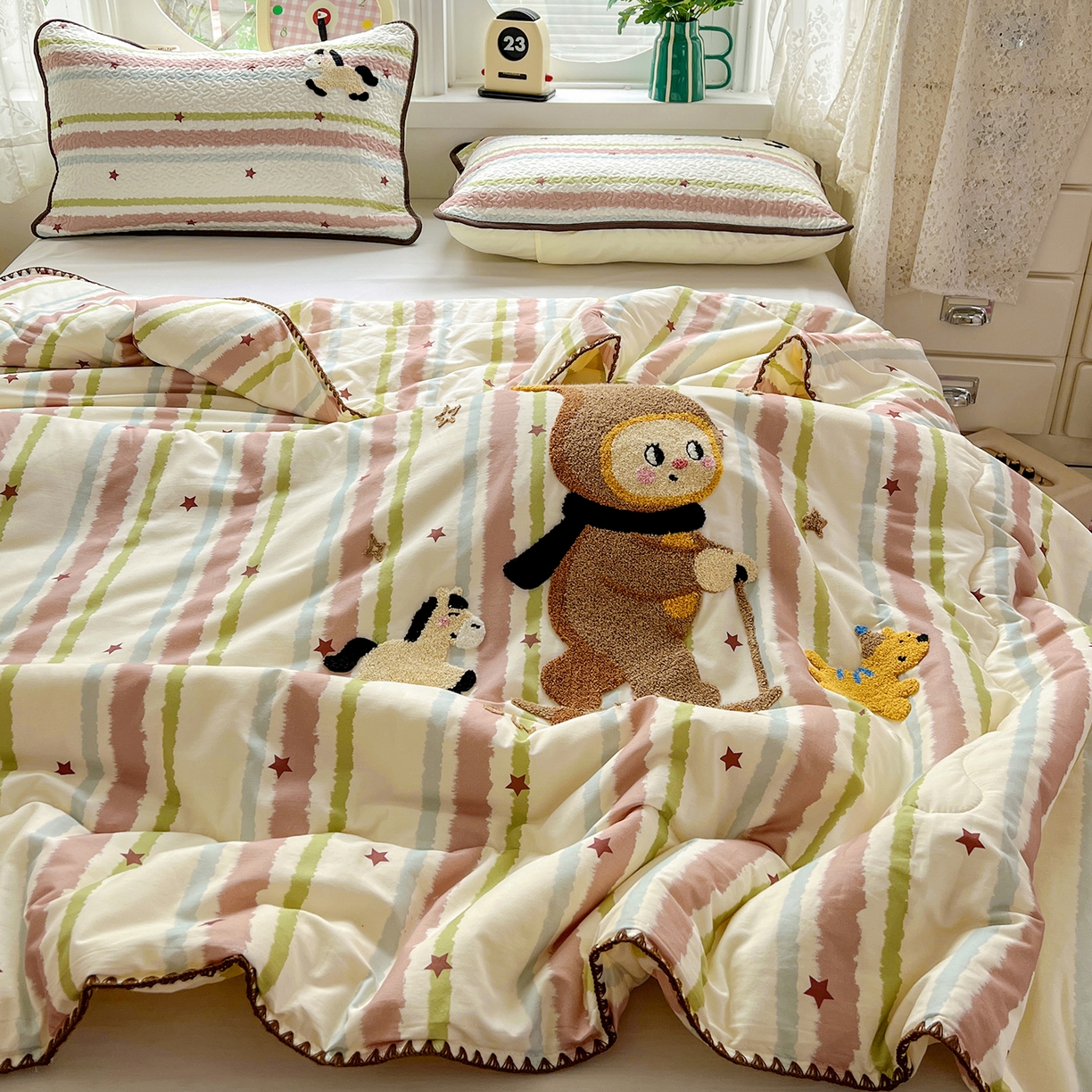 91家纺网 家纺一手货源 找家纺 （总）鑫喜莱家纺 2026新款全棉纯棉夏被毛巾绣贝壳边大豆纤维全棉夏凉被空调被夹棉绗棉枕套