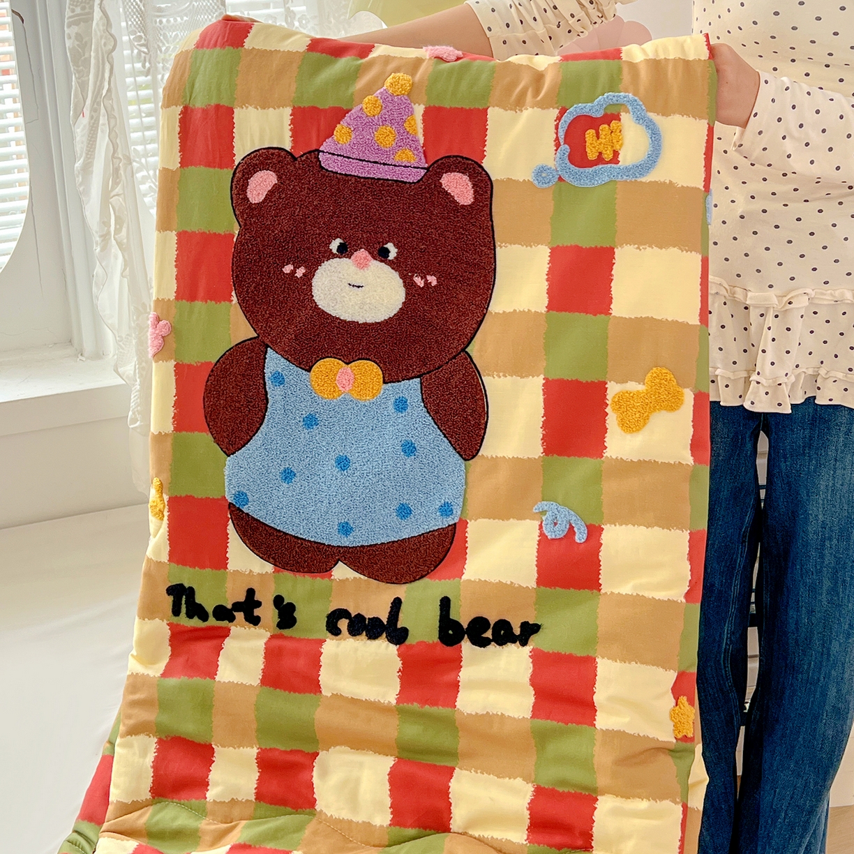 91家纺网 家纺一手货源 找家纺 鑫喜莱家纺 2026新款全棉纯棉夏被毛巾绣贝壳边大豆纤维全棉夏凉被空调被夹棉绗棉枕套 酷酷的小熊