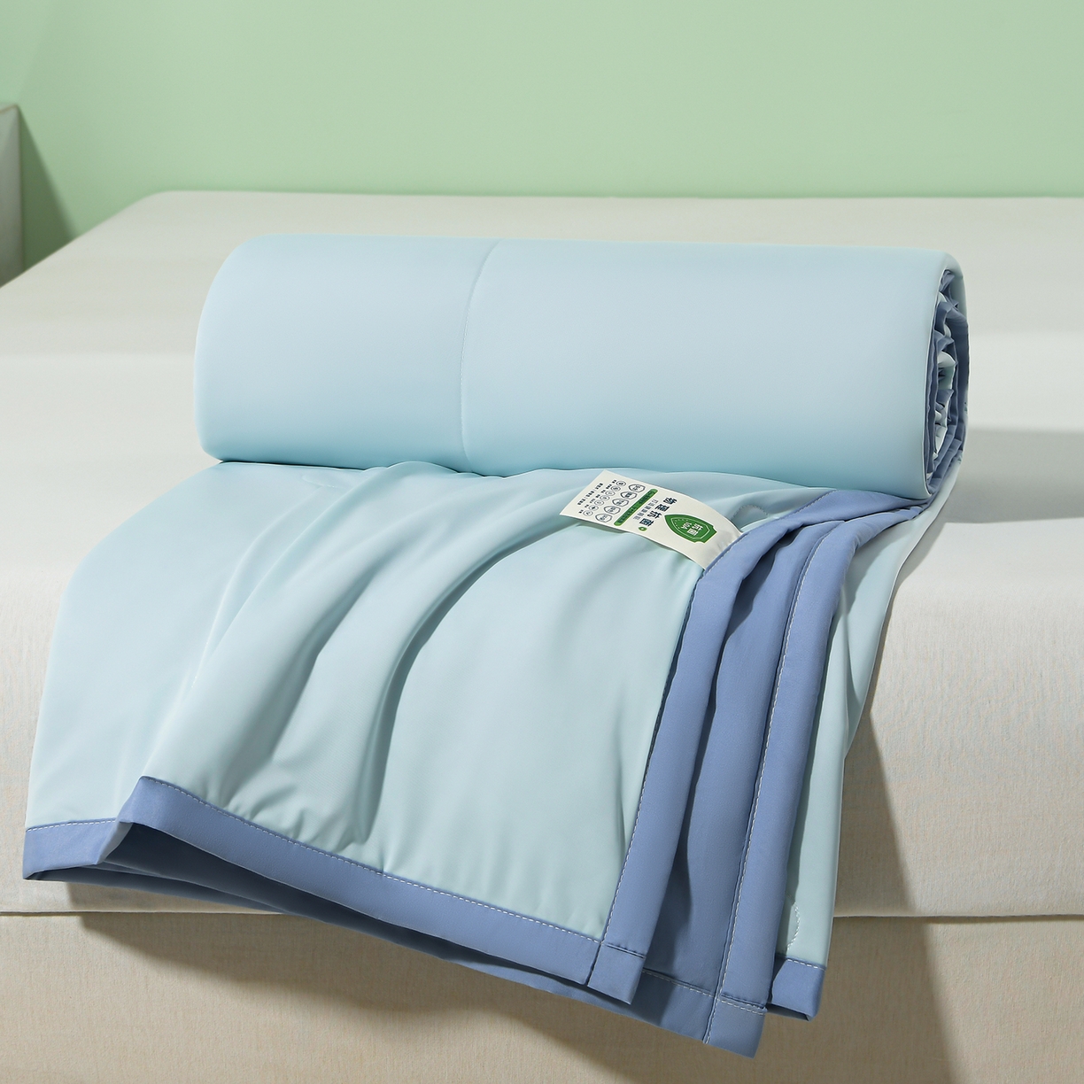 91家纺网 家纺一手货源 找家纺 羽涵家纺 2026新款双感凉感丝夏被夏凉被空调被 冰泉蓝