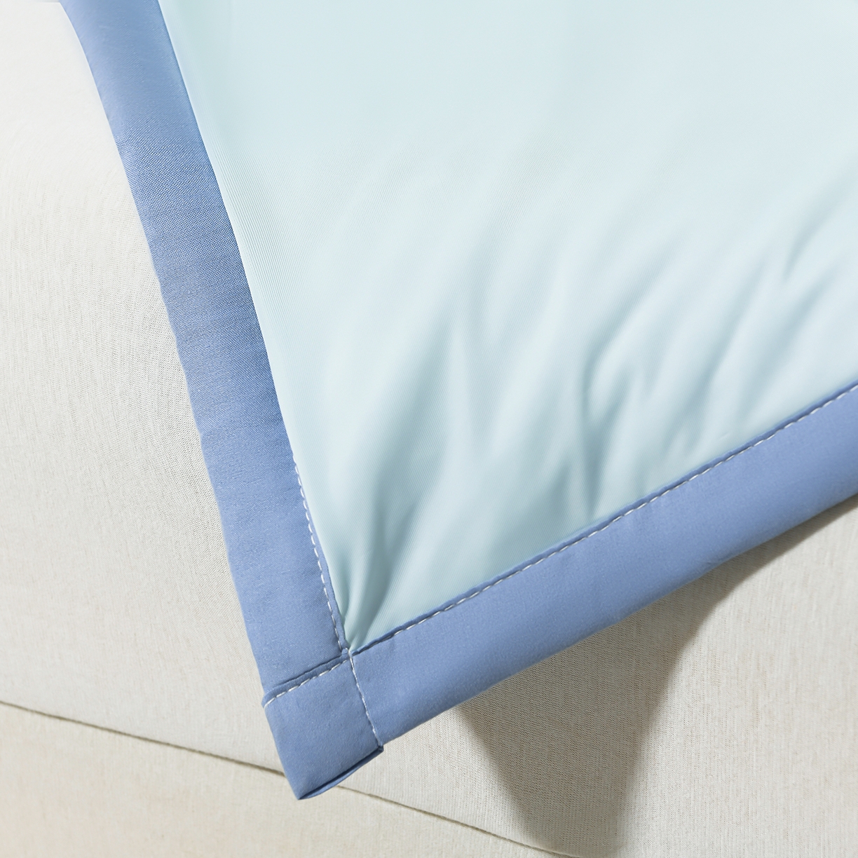 91家纺网 家纺一手货源 找家纺 羽涵家纺 2026新款双感凉感丝夏被夏凉被空调被 冰泉蓝