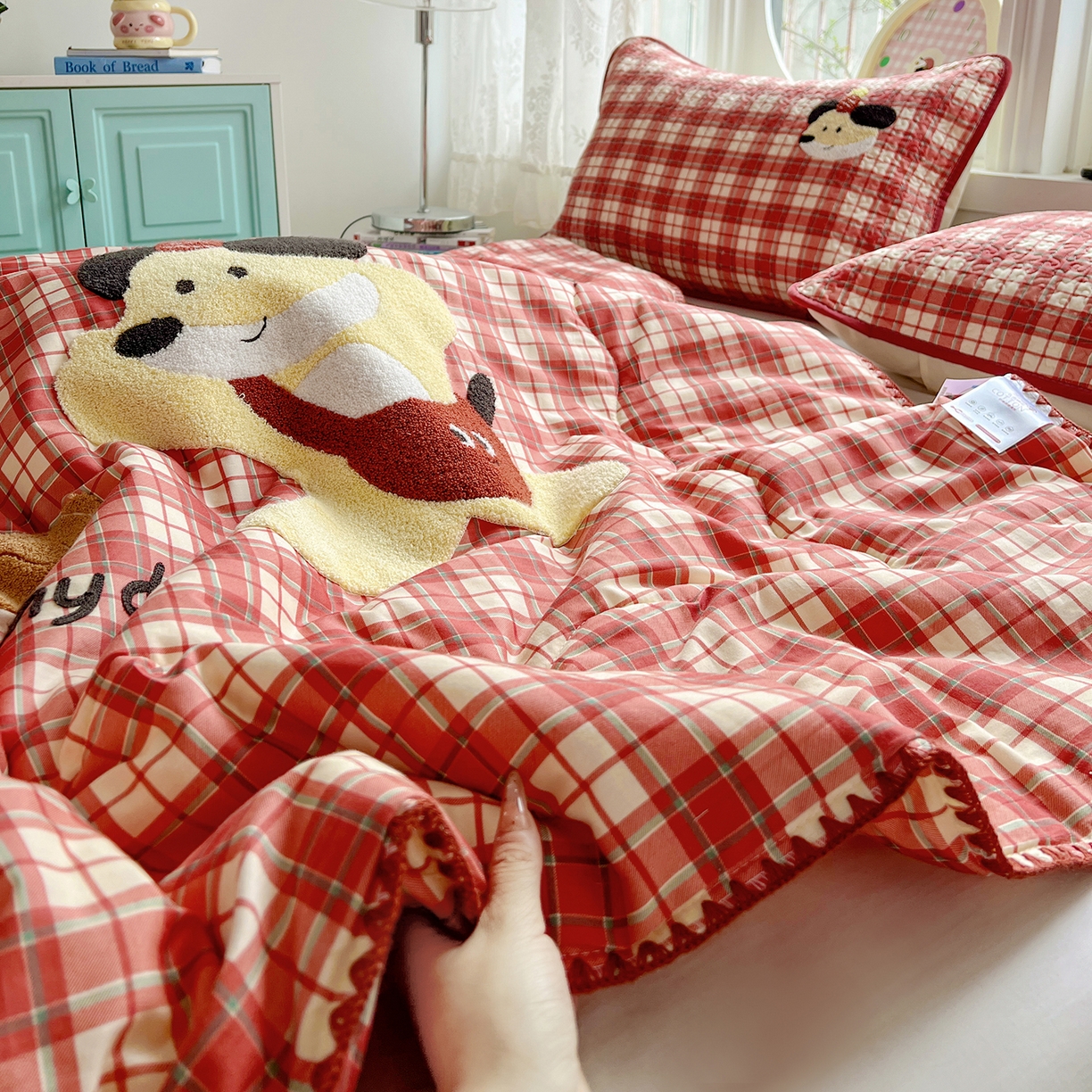 91家纺网 家纺一手货源 找家纺 鑫喜莱家纺 2026新款全棉纯棉夏被毛巾绣贝壳边大豆纤维全棉夏凉被空调被夹棉绗棉枕套 面包小狗