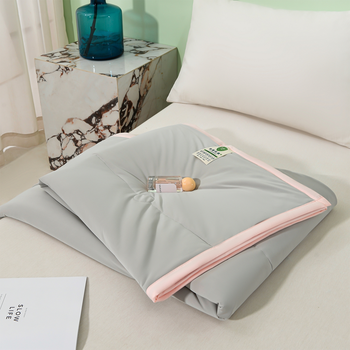 91家纺网 家纺一手货源 找家纺 羽涵家纺 2026新款双感凉感丝夏被夏凉被空调被 灰桃粉