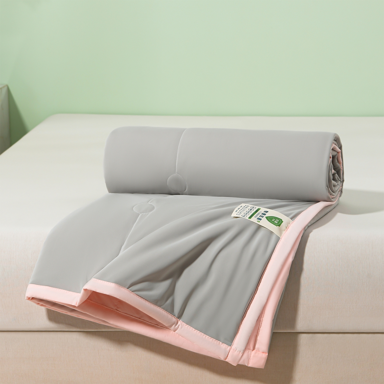 91家纺网 家纺一手货源 找家纺 羽涵家纺 2026新款双感凉感丝夏被夏凉被空调被 灰桃粉