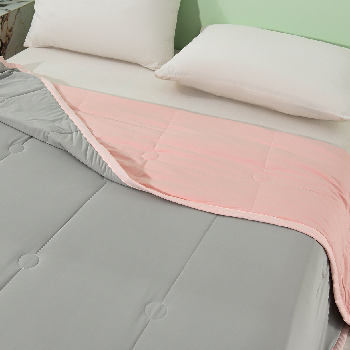 91家纺网 家纺一手货源 找家纺 羽涵家纺 2026新款双感凉感丝夏被夏凉被空调被 灰桃粉