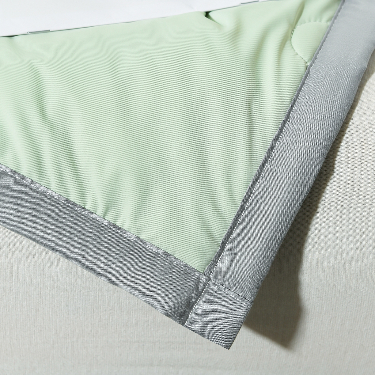 91家纺网 家纺一手货源 找家纺 羽涵家纺 2026新款双感凉感丝夏被夏凉被空调被 抹茶灰