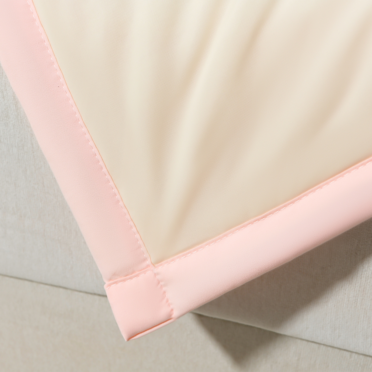 91家纺网 家纺一手货源 找家纺 羽涵家纺 2026新款双感凉感丝夏被夏凉被空调被 奶杏粉