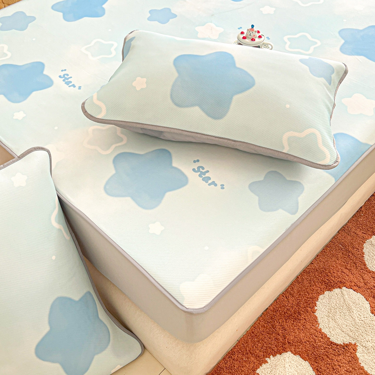 91家纺网 家纺一手货源 找家纺 川悦生活 2026新款凉豆豆斜纹冰丝凉席单品床笠单件床笠 床笠快乐星晴